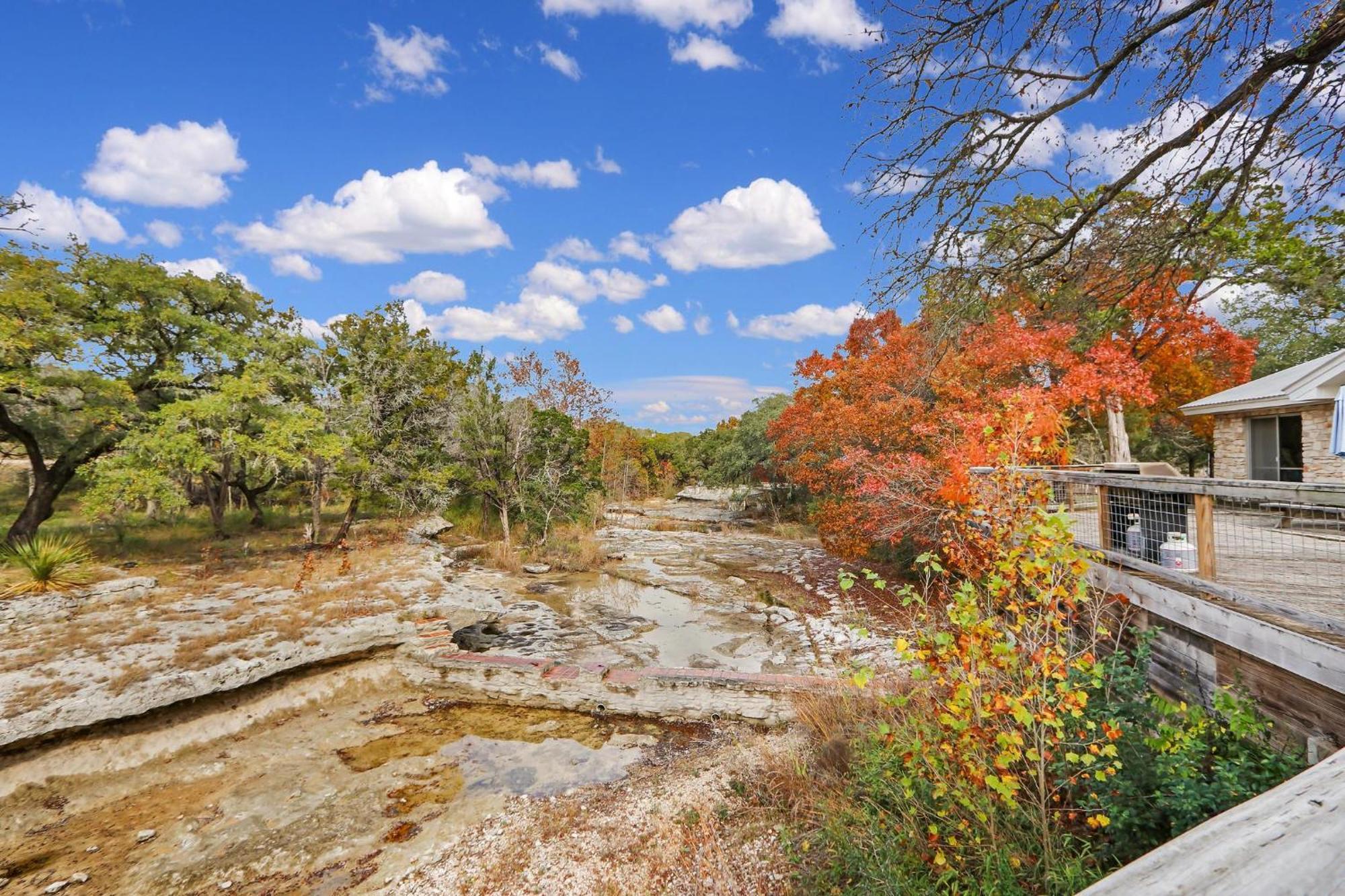 Arrowhead Falls ウィンバリー エクステリア 写真